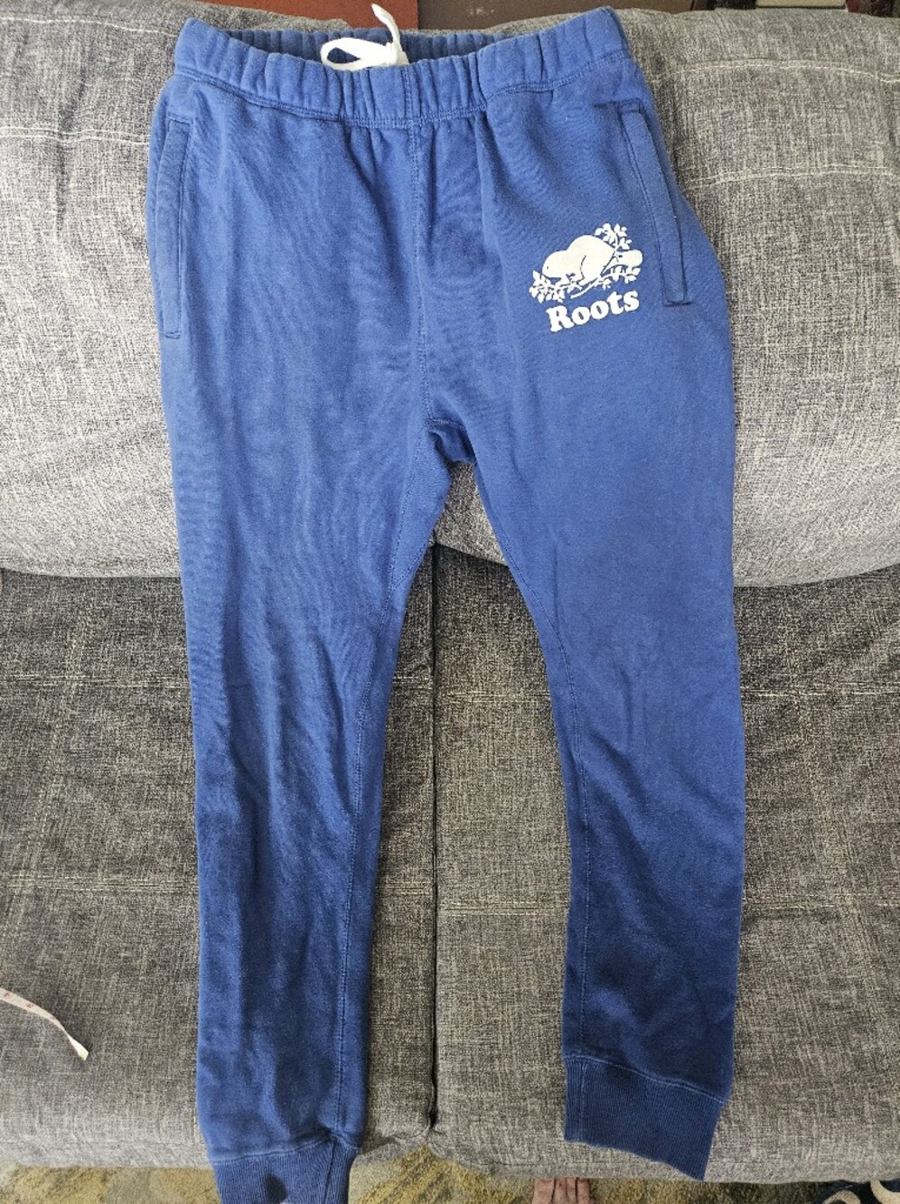 Roots Blue Beaver Zippered Pockets Original Sweatpants. XSmall Mens, Small Women